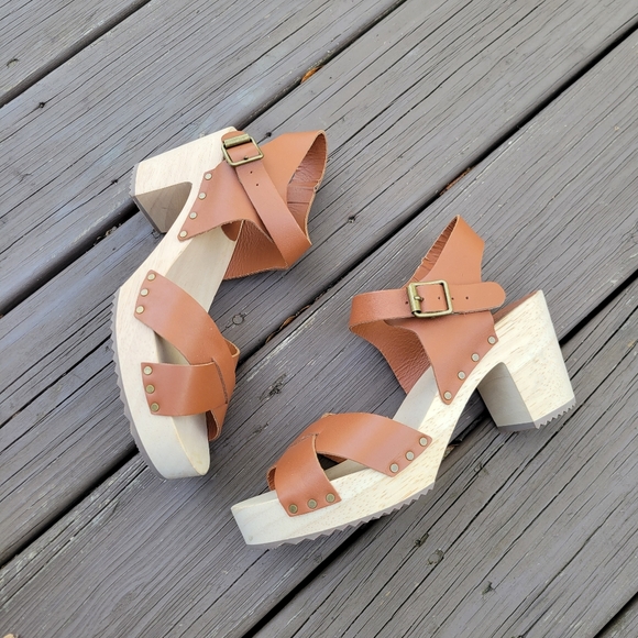 LOFT Y2K Criss Cross Whiskey Brown Leather Wooden Heeled Platform Clog Sandals 8 - Picture 6 of 8